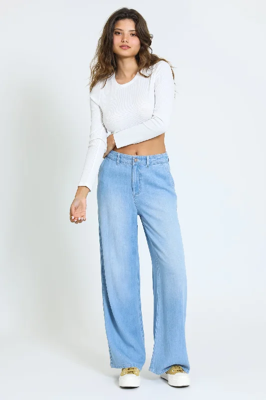 Traveler Wide Leg Pant - Light Vintage Denim Wash